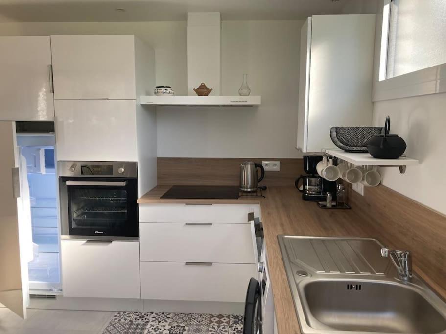 Le Gite Marie-Galante : Belle Maison D'Hotes Avec Acces Piscine En Ete Lanmeur Exterior photo